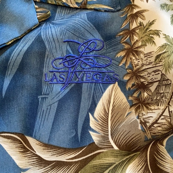 Men’s Las Vegas Tropical Shirt Size X-Large USED - Picture 2 of 4
